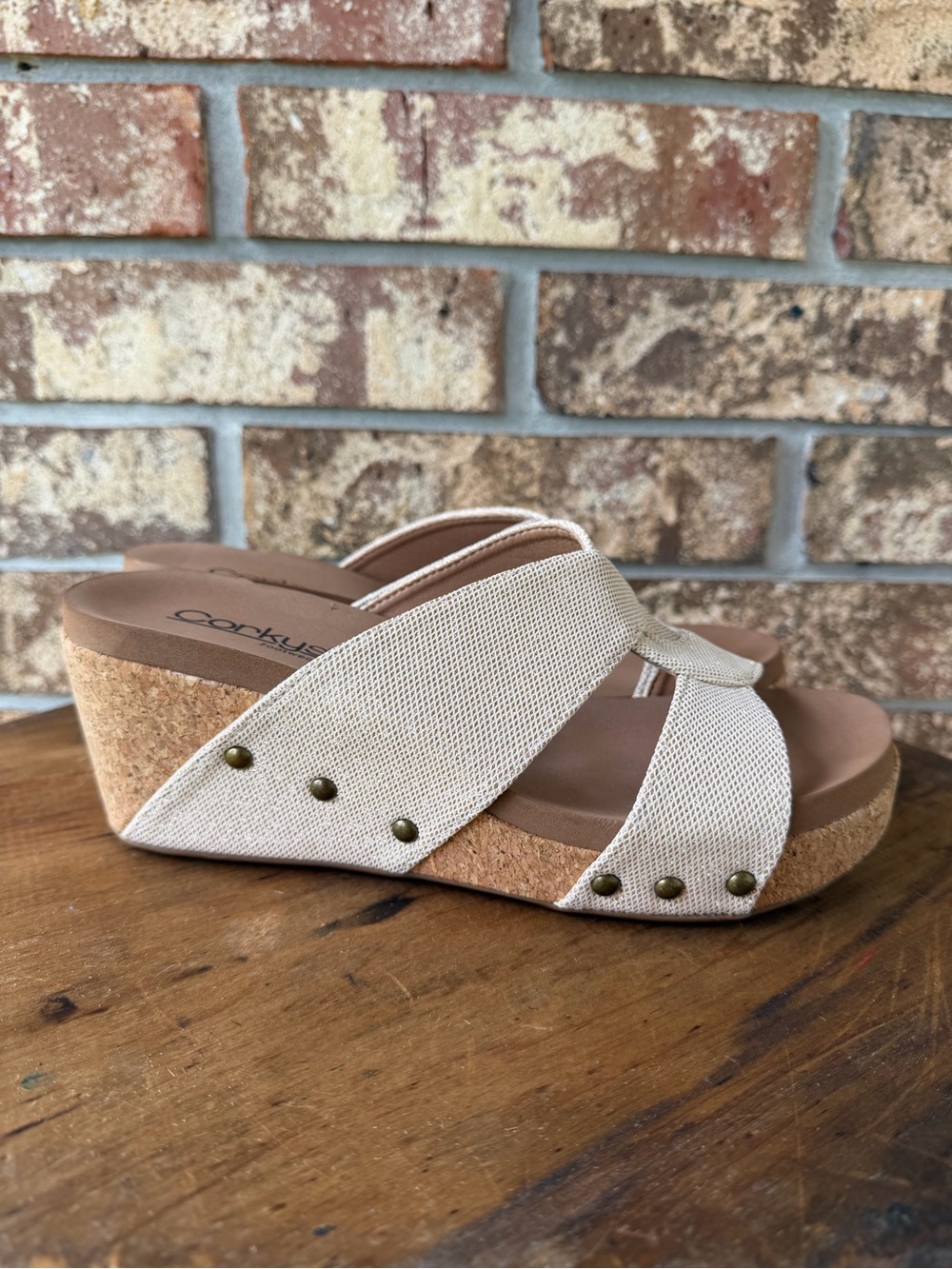 Corkys Footwear Bonny Studded Wedge Sandals Women’s Size 9 - Picture 6 of 11
